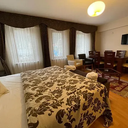 Kirci Termal & 伯萨