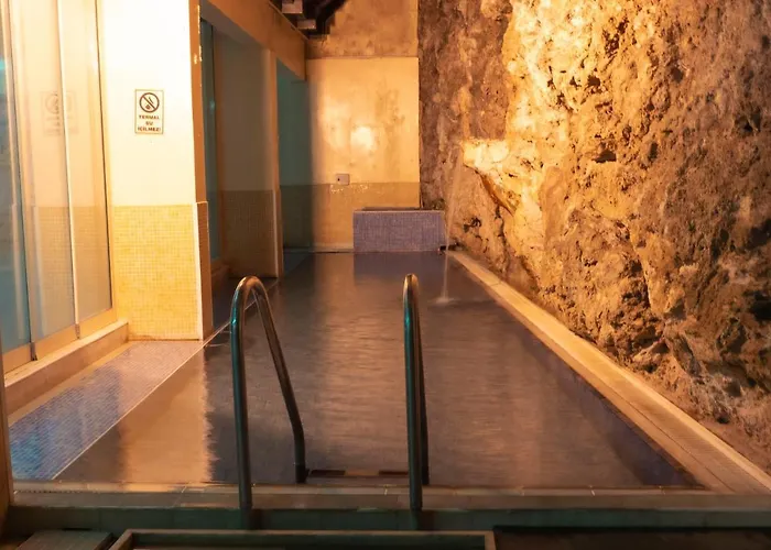 Kirci Termal & Hotel