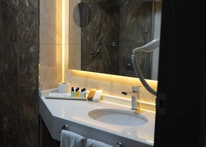 Hotel Kirci Termal &