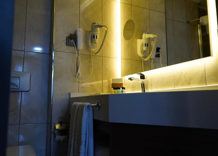 Hotel Kirci Termal & 4*