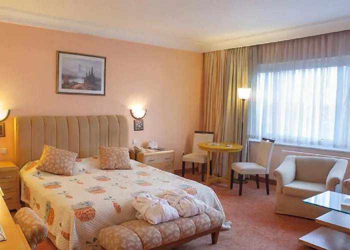 Hotel Kirci Termal & Bursa